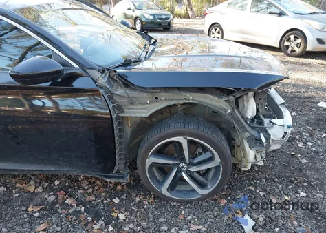 2018 Honda Accord Sport z USA, uszkodzony, nr VIN 1HGCV1F33JA266471